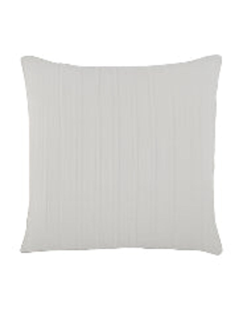 Hunter White 22" Pillow