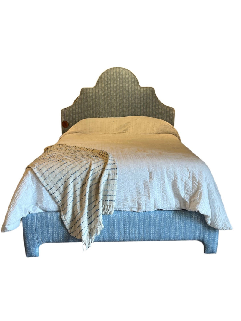 Chelsea Queen Bed