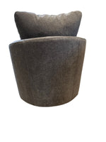 Astoria Swivel Chair | 1583022