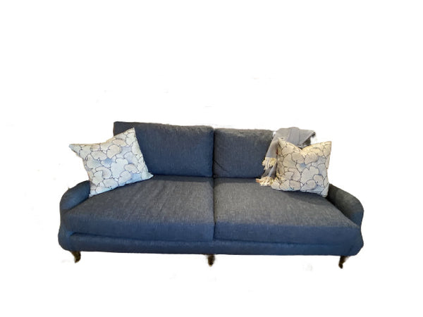 Thomas Sofa | Matra Lakeland
