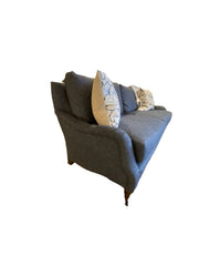 Thomas Sofa | Matra Lakeland