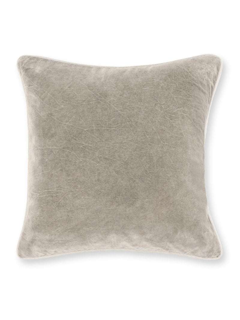Heirloom Velvet | Silver 22"