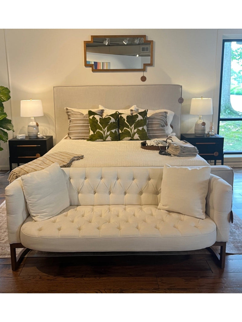 Curved Tufted Sofa | PJ264