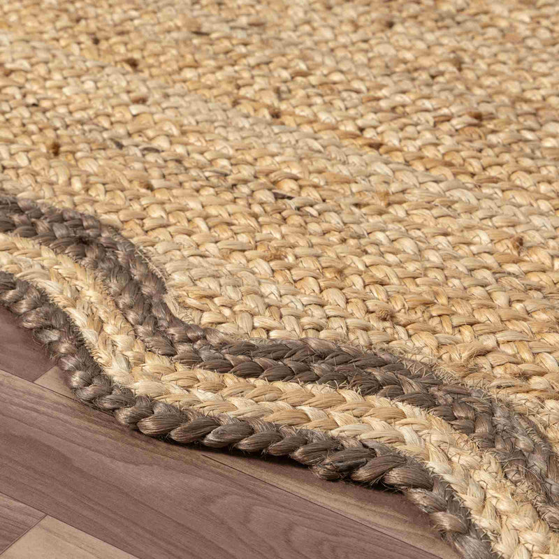 Scalloped Edge Jute Rug