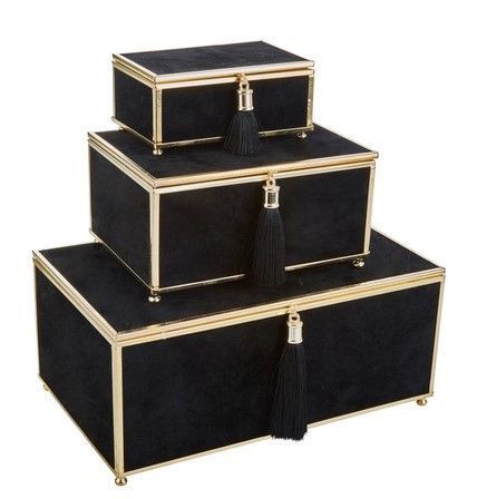 LG Black Valveteen Box w/Tassel