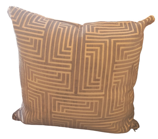 Platinum 18" Pillow